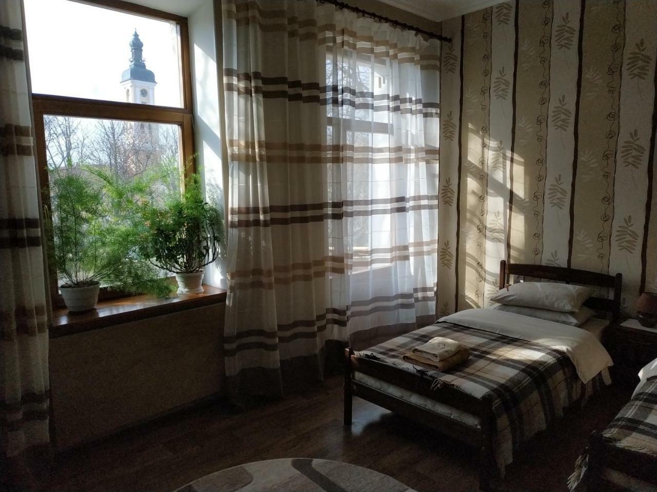 In The Center Of Old Town Apartment Kamianets-Podilskyi